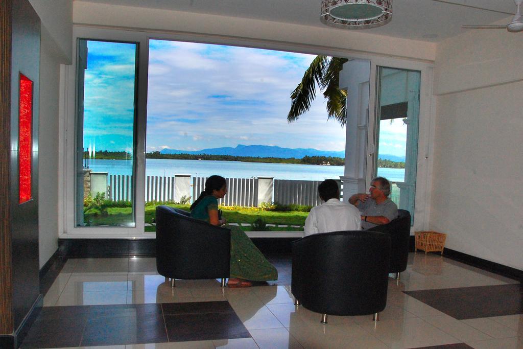 Blue Waters Hotel Kundapur Exterior photo